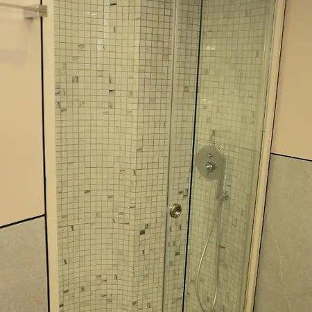 Mjolly Apartment Tirana