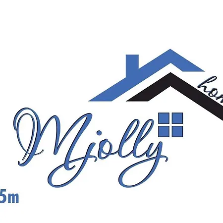 Mjolly アパート *